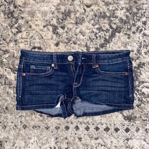 Aeropostale Dark Wash Jean shorts!